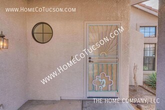 7811 E Starbright Ct in Tucson, AZ - Building Photo - Building Photo
