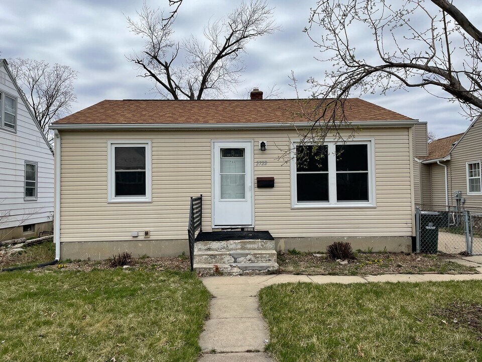 2722 Dalewood Ave SE in Cedar Rapids, IA - Building Photo
