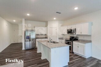 135 Knightsbridge Ln in Winder, GA - Foto de edificio - Building Photo
