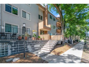 3540 Hennepin Ave S in Minneapolis, MN - Foto de edificio - Building Photo