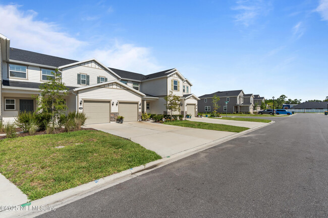 11820 Junegrass Rd in Jacksonville, FL - Building Photo - Building Photo