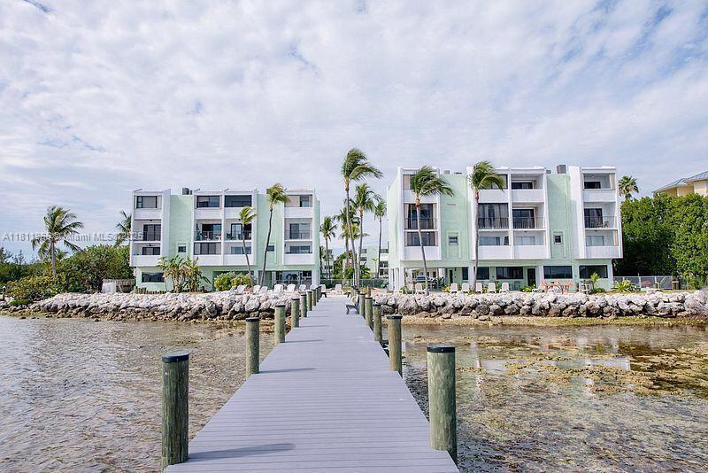 87465 Old Hwy in Islamorada, FL - Building Photo
