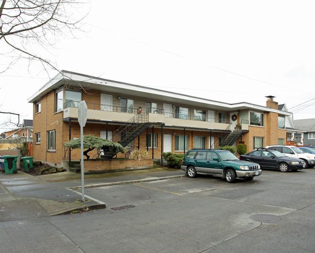 700 NW Market St in Seattle, WA - Building Photo - Building Photo