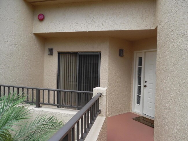 7449 Glendevon Ln-Unit -106 in Delray Beach, FL - Building Photo - Building Photo