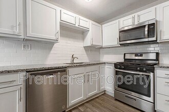 815 S Grand Ave in Independence, MO - Building Photo - Building Photo