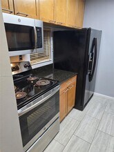 7960 NW 50th St in Lauderhill, FL - Building Photo - Building Photo