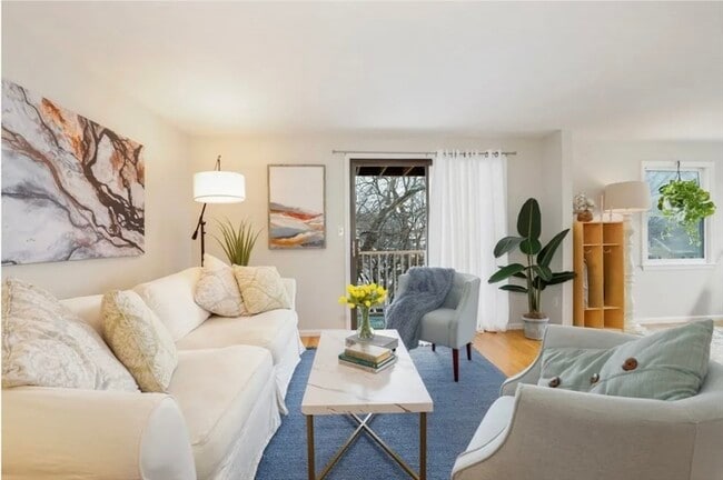 25 Rockland St in Boston, MA - Building Photo - Building Photo