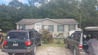 1450 Broad St in Leesville, SC - Building Photo