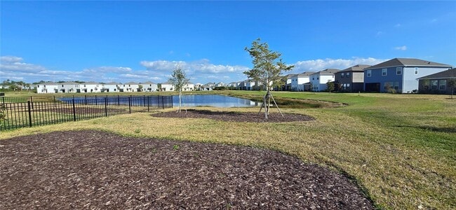 9069 Tequila Sunrise Dr in Sarasota, FL - Building Photo - Building Photo