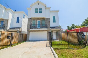 7814 De Priest St in Houston, TX - Building Photo