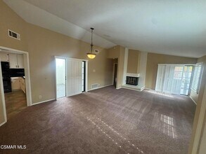 616 Cartpath Pl in Simi Valley, CA - Building Photo - Building Photo