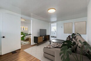 2316 Cobden St in Pittsburgh, PA - Building Photo