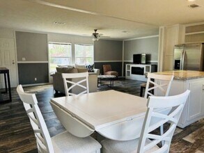527 Caroline St in Mercedes, TX - Building Photo - Building Photo