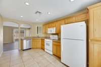 4832 Lamville Canyon Ct in Las Vegas, NV - Foto de edificio - Building Photo