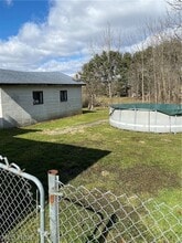 38 John St in Struthers, OH - Building Photo - Building Photo