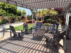 4354 Mount Castle Ave in San Diego, CA - Foto de edificio - Building Photo