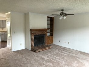 1354 Battleford Dr in Virginia Beach, VA - Building Photo - Building Photo