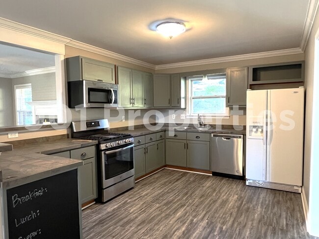 8539 Chesterfield Dr in Southaven, MS - Building Photo - Building Photo