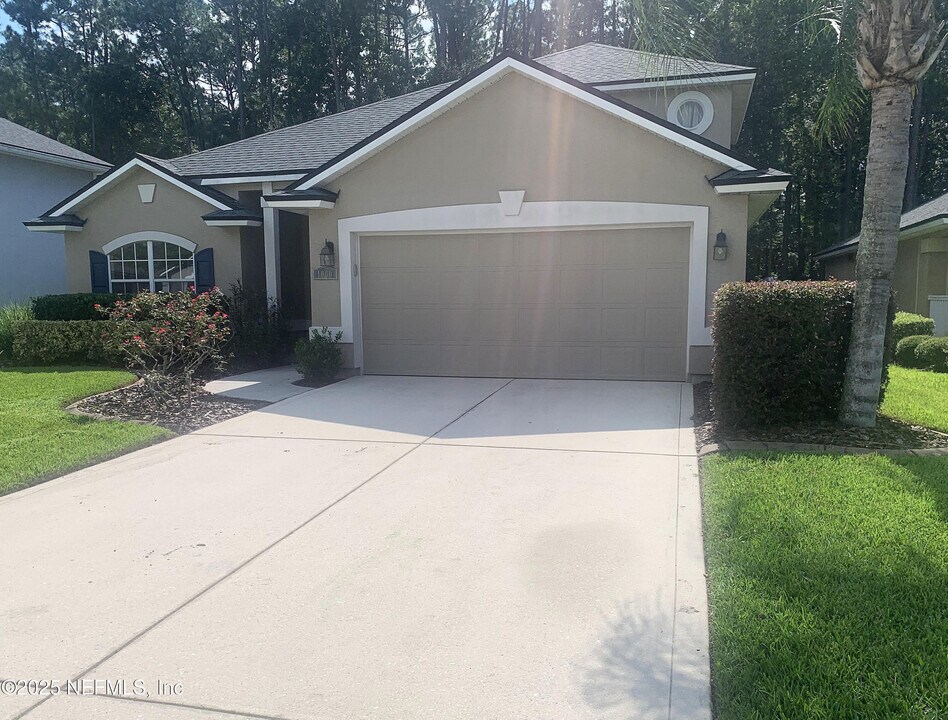 1060 Beckingham Dr in St. Augustine, FL - Building Photo