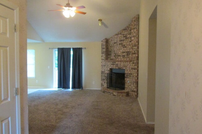 3456 Vassar St in Fayetteville, AR - Building Photo - Building Photo