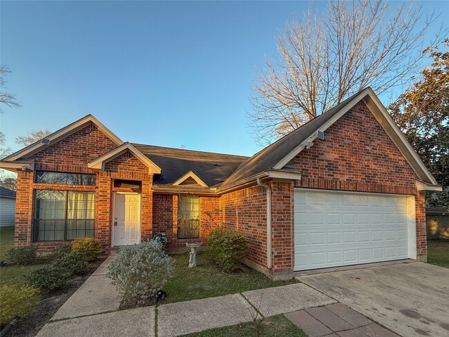 603 Mosswood Dr in Conroe, TX - Building Photo - Building Photo