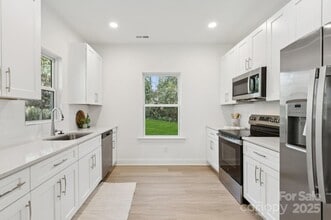 5395 Toano Rd in Charlotte, NC - Building Photo - Building Photo