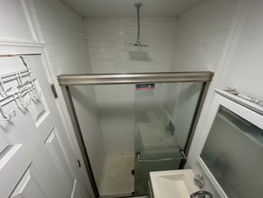 188 Cornelia St in Brooklyn, NY - Foto de edificio - Building Photo