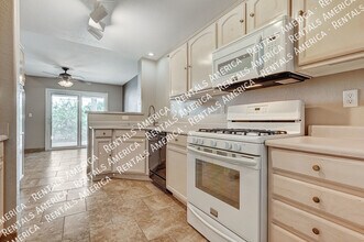 456 Temple Canyon Pl in Henderson, NV - Foto de edificio - Building Photo