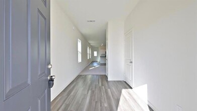 524 Halifax Ct in Conroe, TX - Building Photo - Building Photo