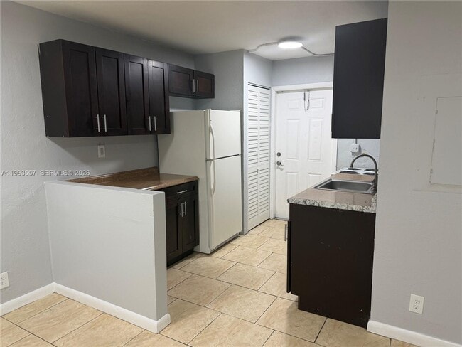 1270 NW 9th St in Fort Lauderdale, FL - Building Photo - Building Photo