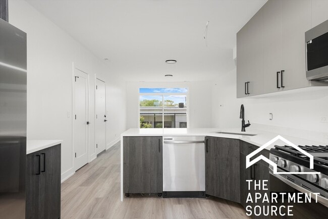 property at 2030 Greenwood St