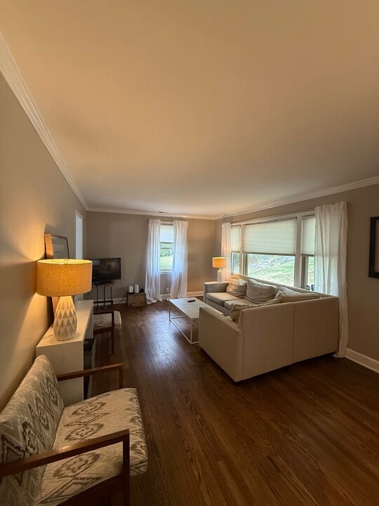 3315 Dumas Dr in Nashville, TN - Building Photo