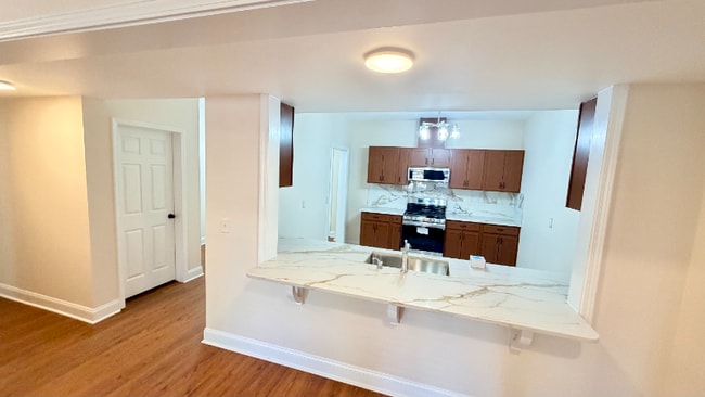 property at 11 Hillshire Dr