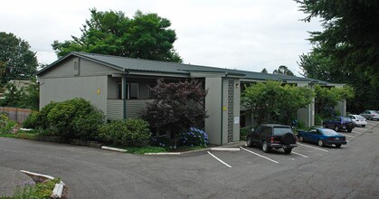 Bayview Apartments in Olympia, WA - Building Photo - Building Photo