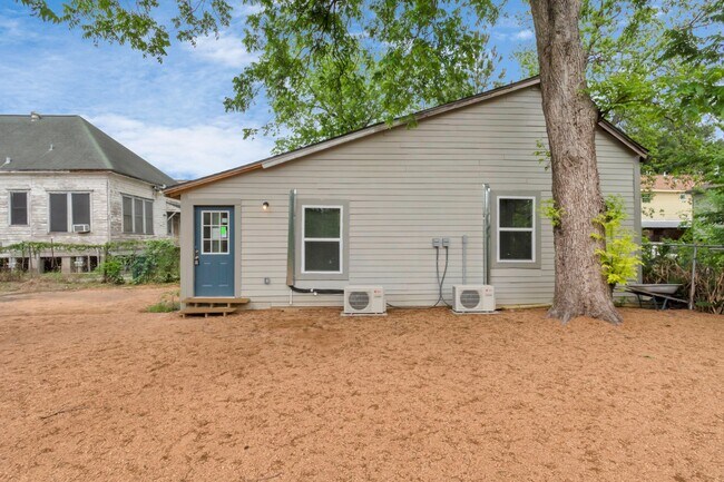 property at 211 Stiles St