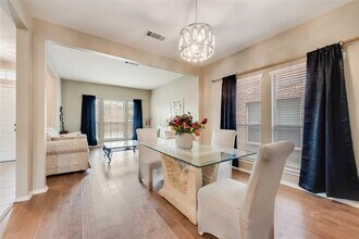 7909 Vista Hill Ln in Dallas, TX - Building Photo - Building Photo