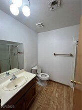 6669 W Tropicana Ave in Las Vegas, NV - Building Photo - Building Photo