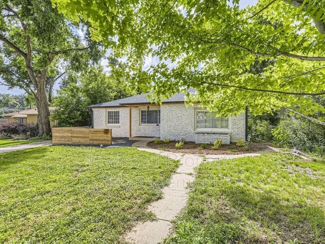 2709 S Cook St in Denver, CO - Building Photo - Building Photo