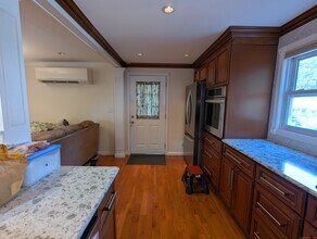 147 Grove St in Stamford, CT - Building Photo - Building Photo