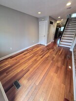 501 E Fort Ave in Baltimore, MD - Building Photo