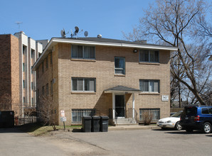 1515 11th Ave S in Minneapolis, MN - Building Photo - Building Photo