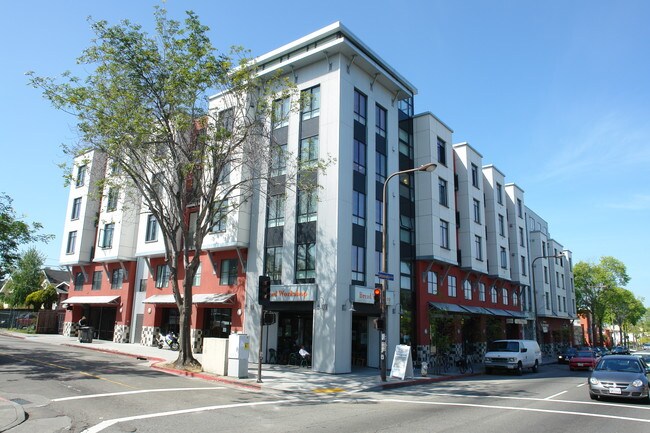 Acton Courtyard in Berkeley, CA - Building Photo - Building Photo