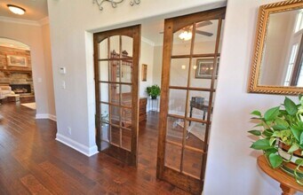 181 Roanoke Station Cir in Clarksville, TN - Building Photo - Building Photo
