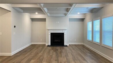 4587 Silver Oak Dr in Gainesville, GA - Foto de edificio - Building Photo