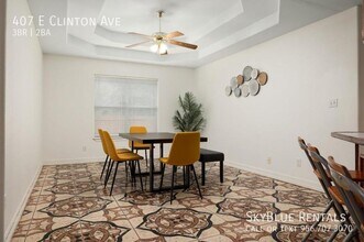 407 E Clinton Ave in Alton, TX - Building Photo - Building Photo