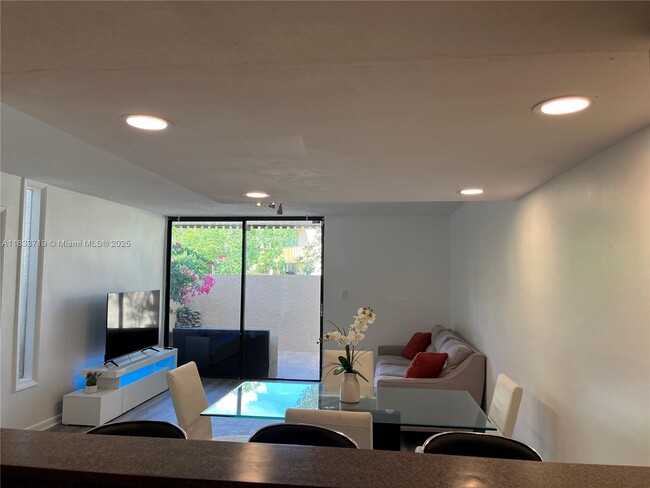 20006 SW 123rd Dr in Miami, FL - Building Photo - Building Photo