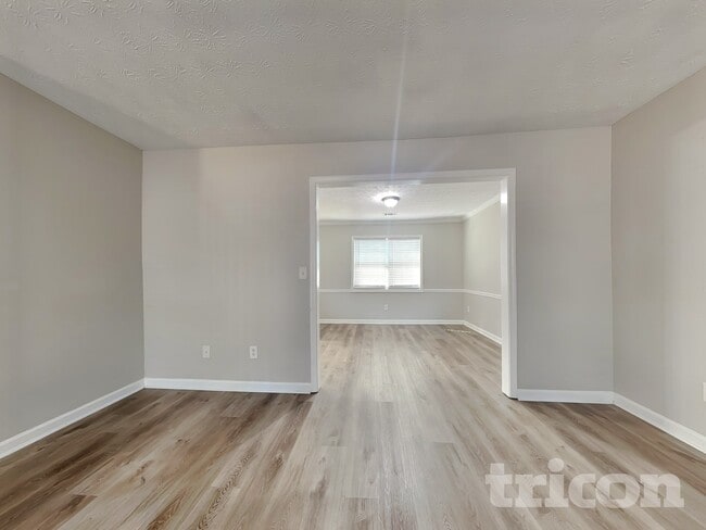 3845 Forsythia Way in Douglasville, GA - Foto de edificio - Building Photo