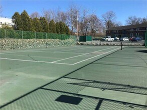 200 Manville Hill Rd, Unit 144 in Cumberland, RI - Building Photo - Building Photo