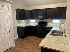1929 Briar Grove Dr in Conroe, TX - Building Photo - Building Photo