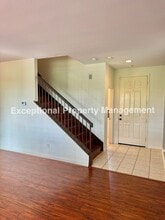 6138 Greensboro Wy in Fontana, CA - Building Photo - Building Photo